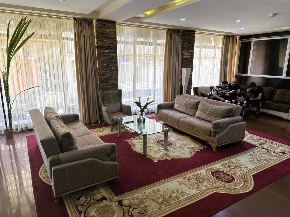 G Bakuri Otel Batum Dış mekan fotoğraf